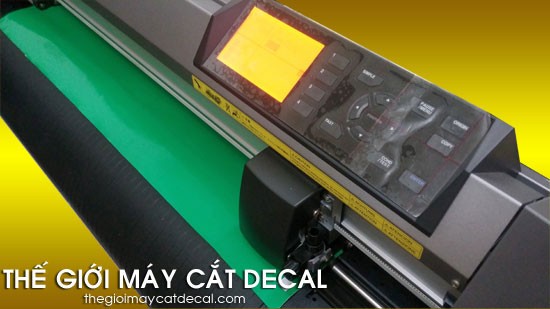 Cắt decal, cắt chữ đề can lấy liền